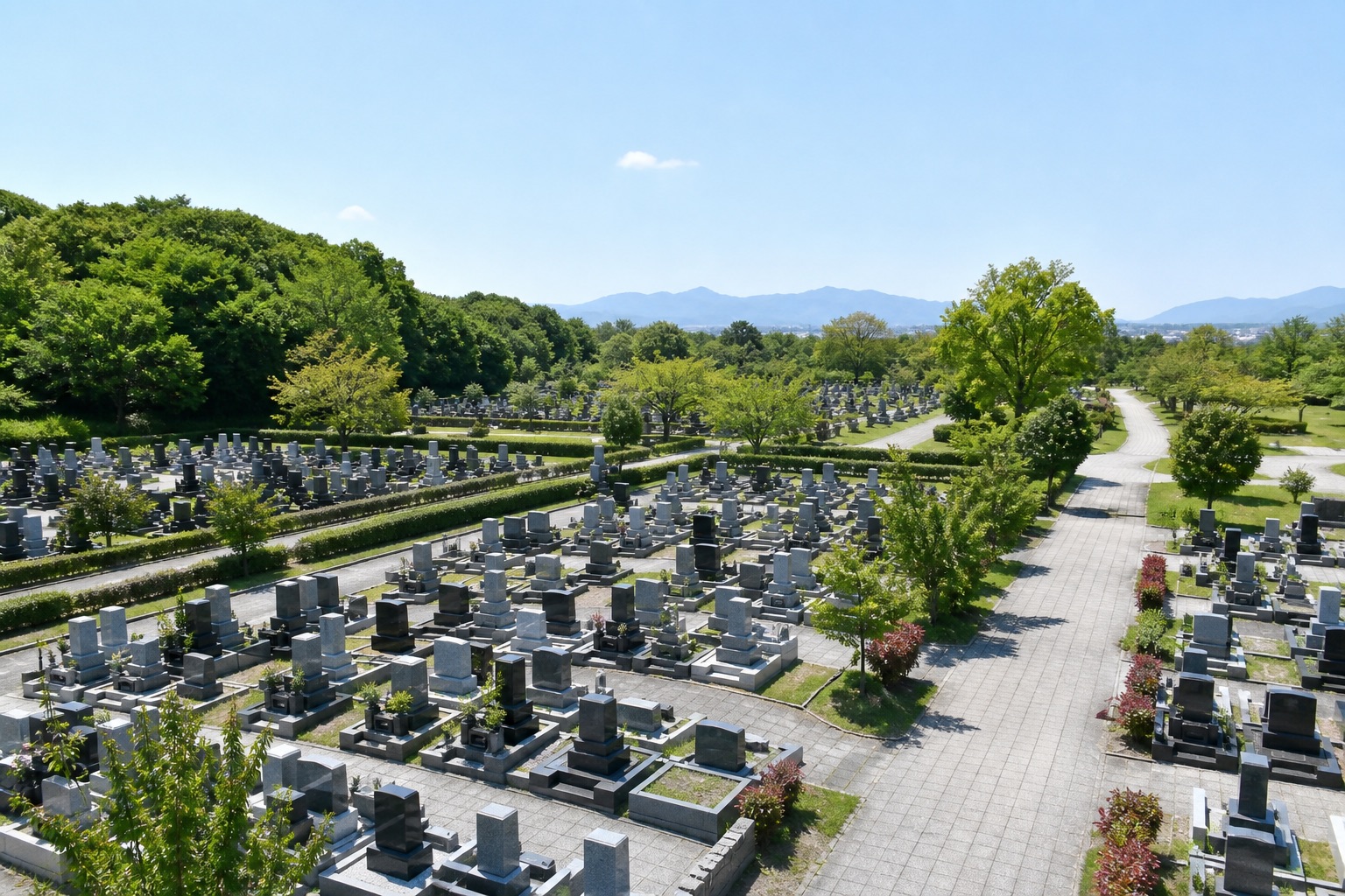 手入れの行き届いた公営霊園